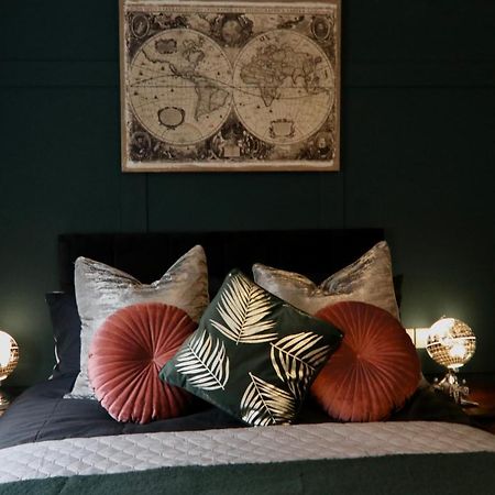Boutique 5 Bed Home On Birdwell Road - Free Parking Sheffield Exteriör bild