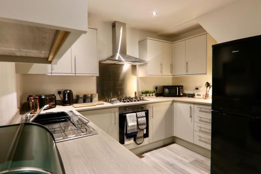 Boutique 5 Bed Home On Birdwell Road - Free Parking Sheffield Exteriör bild