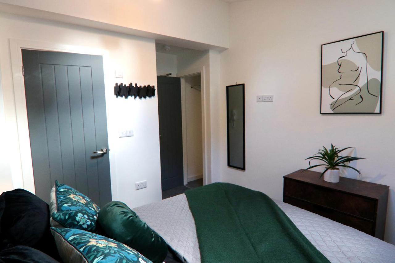 Boutique 5 Bed Home On Birdwell Road - Free Parking Sheffield Exteriör bild